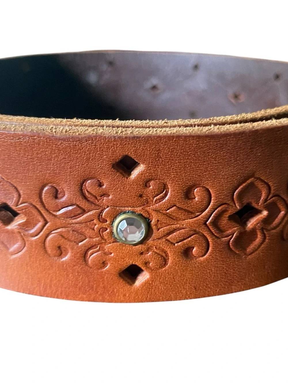 Miss Me Brown Leather Sz M Womens Rhinestone Etched Belt Buckle Cowgirl Chic 38”